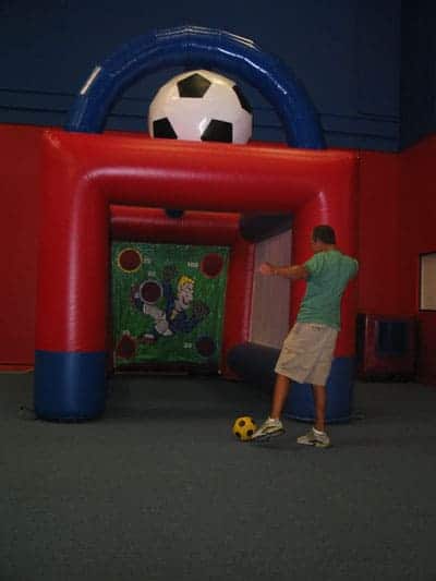 sports-arena-soccer-inflatable 2